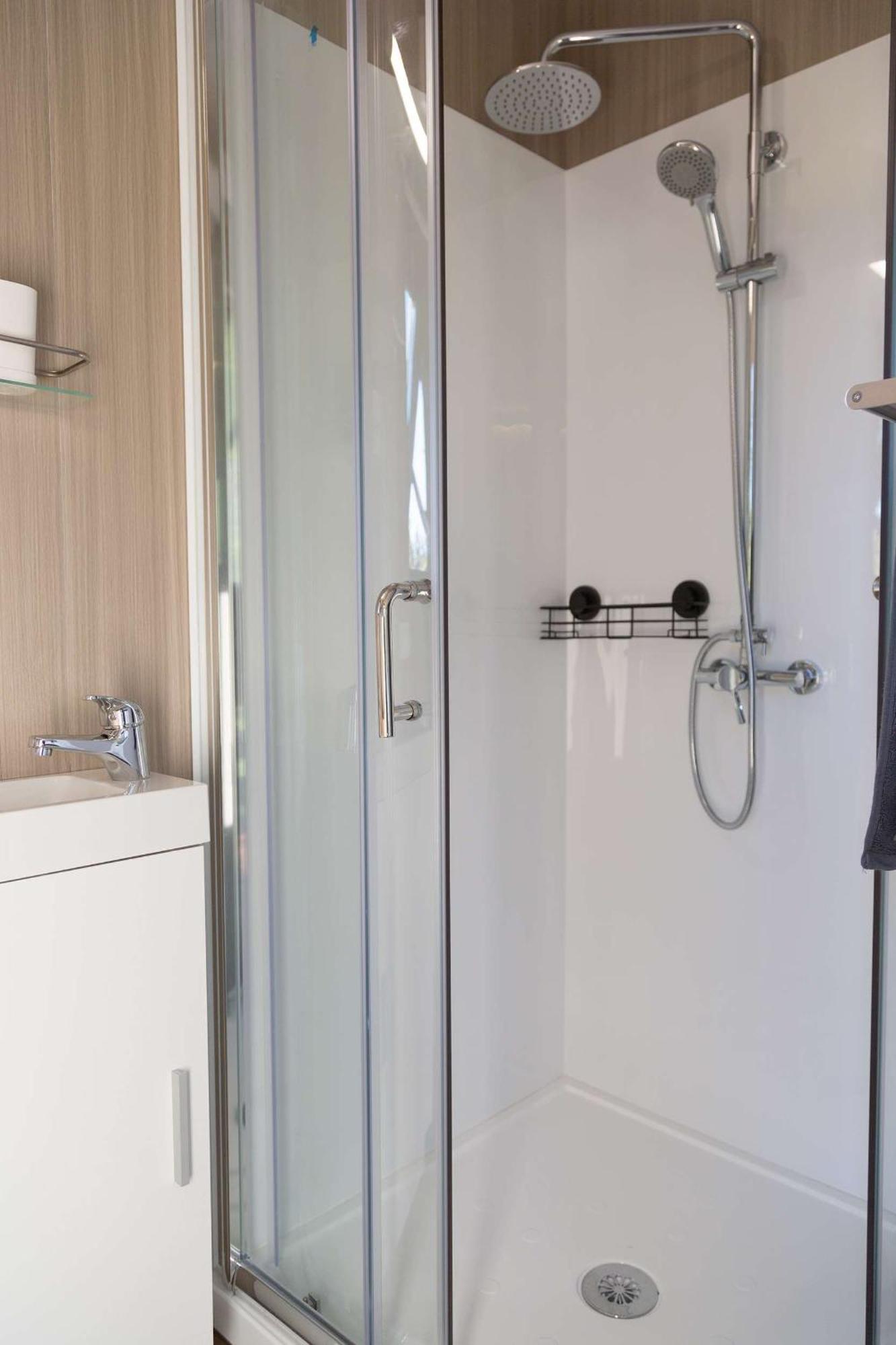 Applewood 2 By Tiny Away Holiday home *