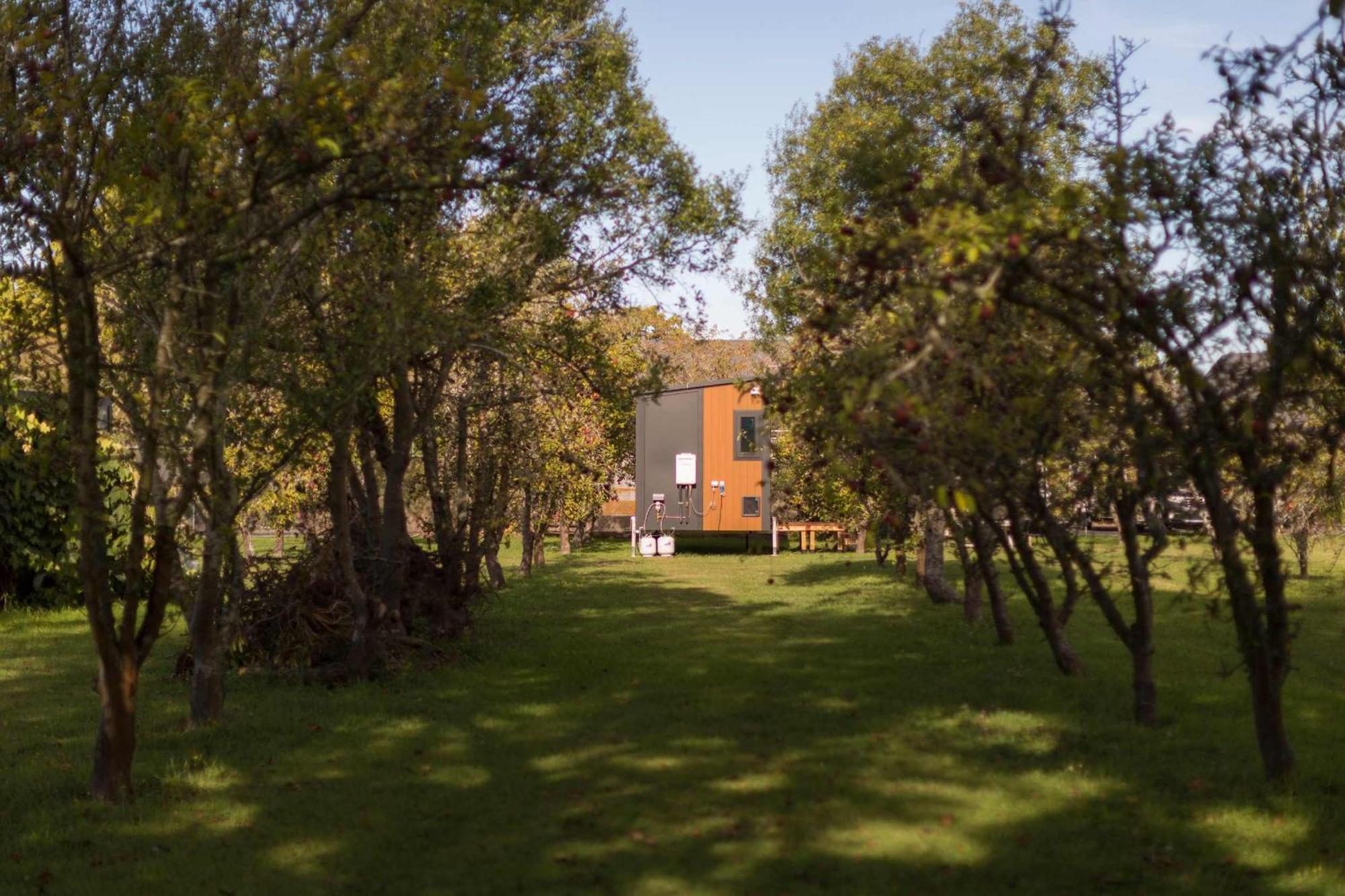 Applewood 2 By Tiny Away Holiday home